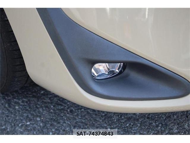 Toyota SIENTA 2018-09 6614852-11