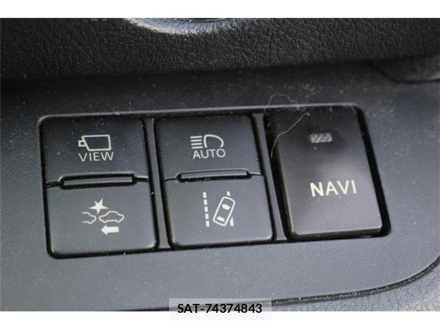 Toyota SIENTA 2018-09 6614852-25