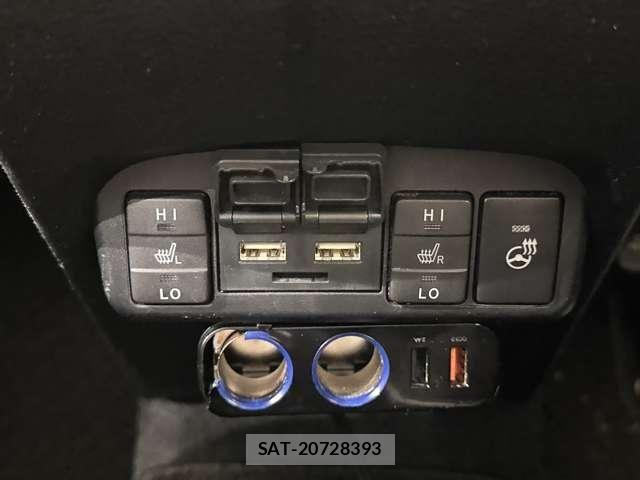 Toyota SIENTA 2021-11 6614848-25