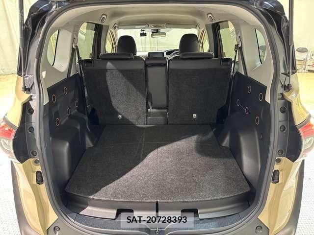 Toyota SIENTA 2021-11 6614848-29
