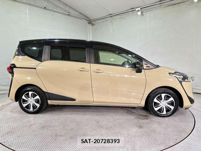 Toyota SIENTA 2021-11 6614848-3