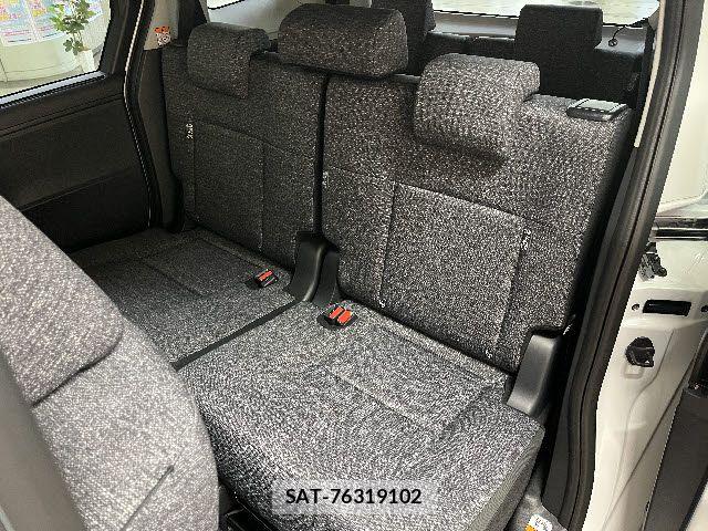 Toyota SIENTA 2026-04 6614834-12