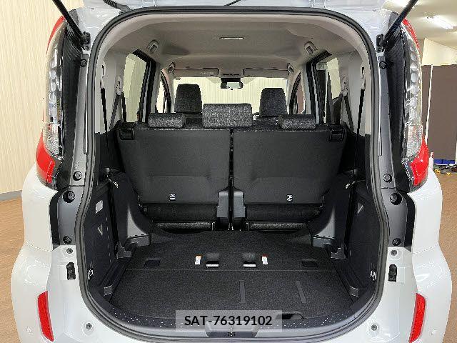 Toyota SIENTA 2026-04 6614834-21