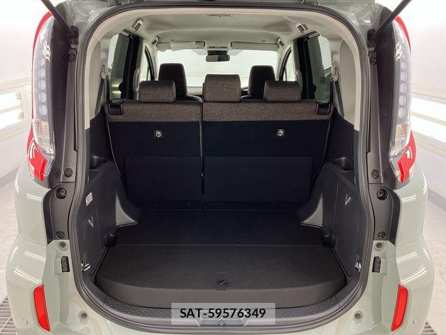 Toyota SIENTA 2023-10 6614835-13