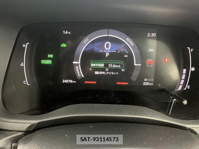 Toyota SIENTA 2023-04 6614836-9