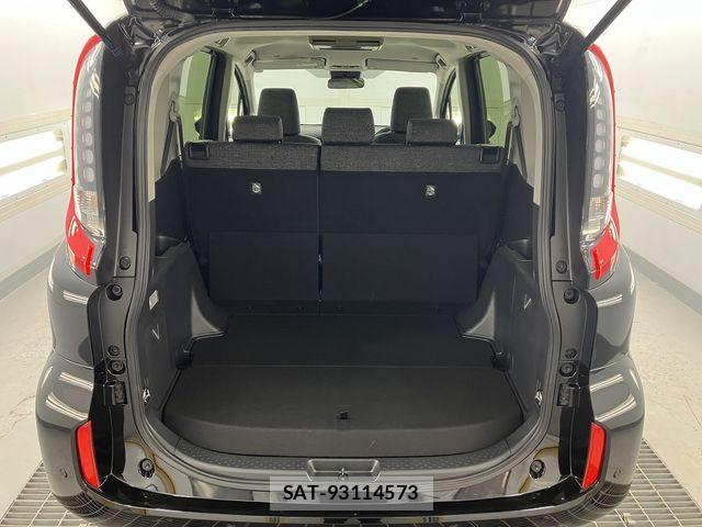 Toyota SIENTA 2023-04 6614836-13