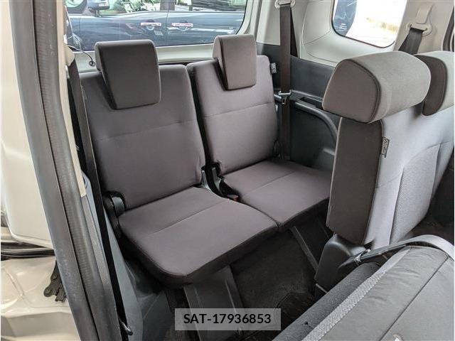 Toyota SIENTA 2023-05 6642555-7