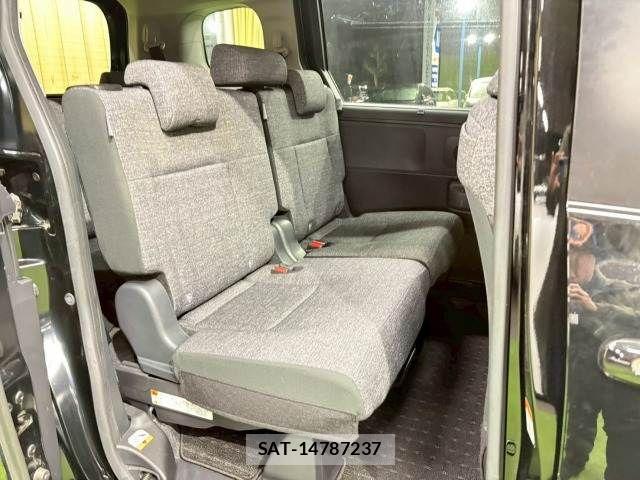 Toyota SIENTA 2023-07 6673658-9