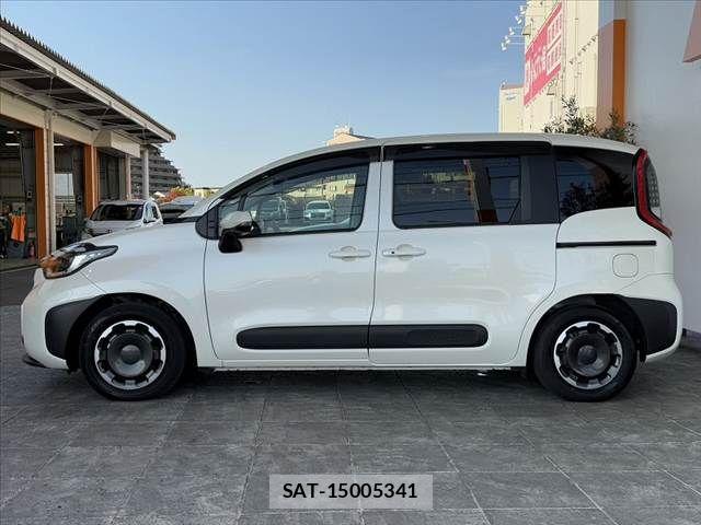 Toyota SIENTA 2024-05 6673659-10