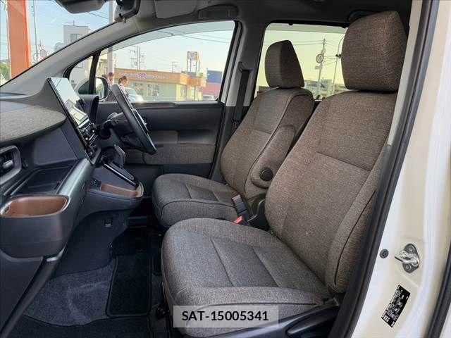 Toyota SIENTA 2024-05 6673659-16