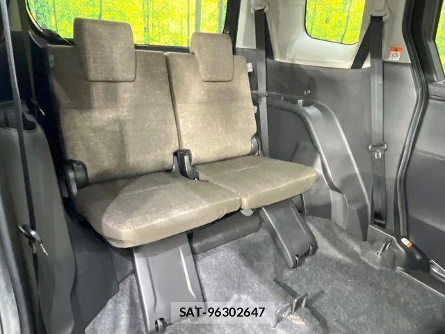 Toyota SIENTA 2023-04 6673660-9