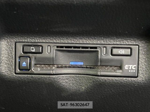 Toyota SIENTA 2023-04 6673660-6