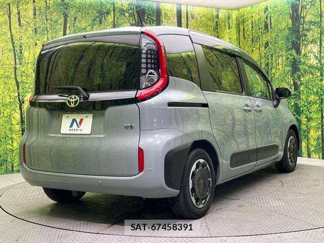 Toyota SIENTA 2023-03 6673662-17