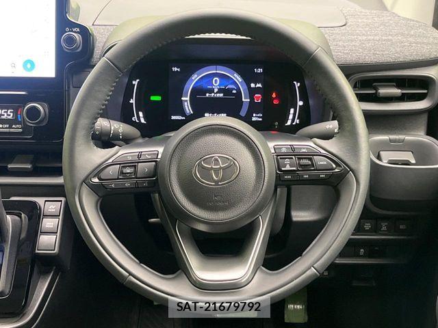 Toyota SIENTA 2024-02 6673655-11