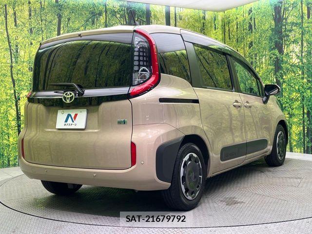 Toyota SIENTA 2024-02 6673655-17