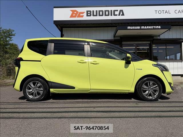 Toyota SIENTA 2016-02 6678106-6