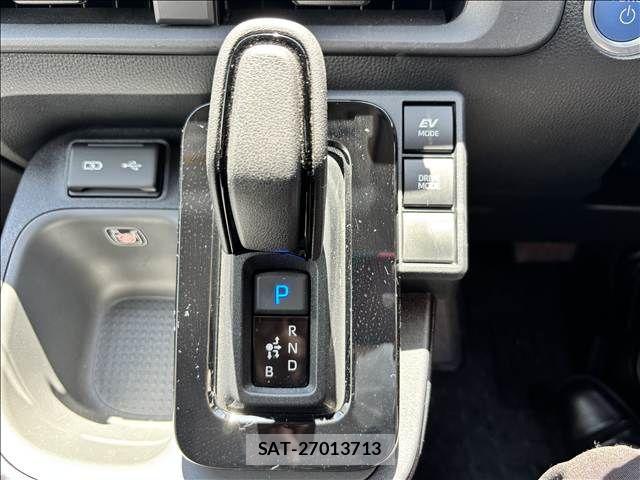 Toyota SIENTA 2024-01 6678097-28