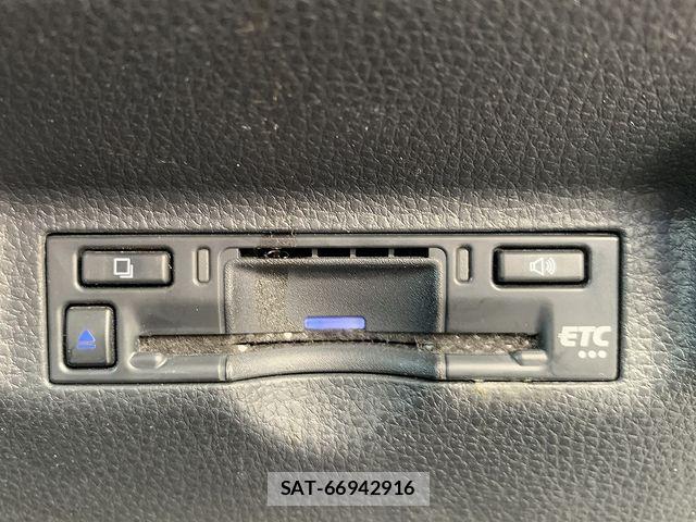 Toyota SIENTA 2023-07 6678099-13
