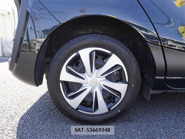 Toyota SIENTA 2019-04 6678101-21