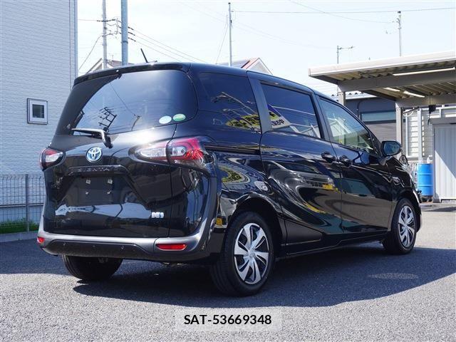 Toyota SIENTA 2019-04 6678101-2