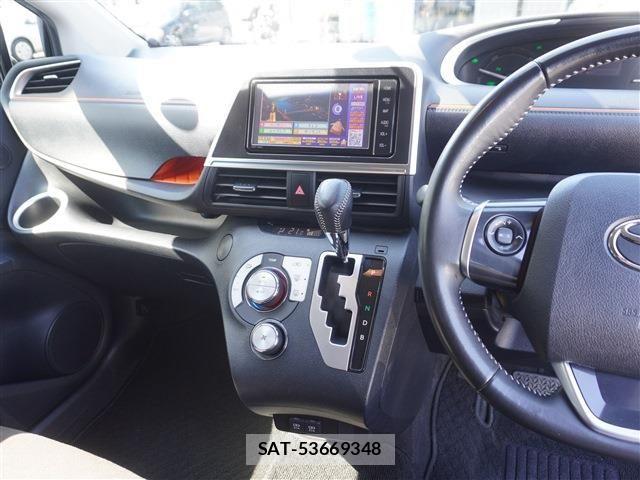 Toyota SIENTA 2019-04 6678101-7