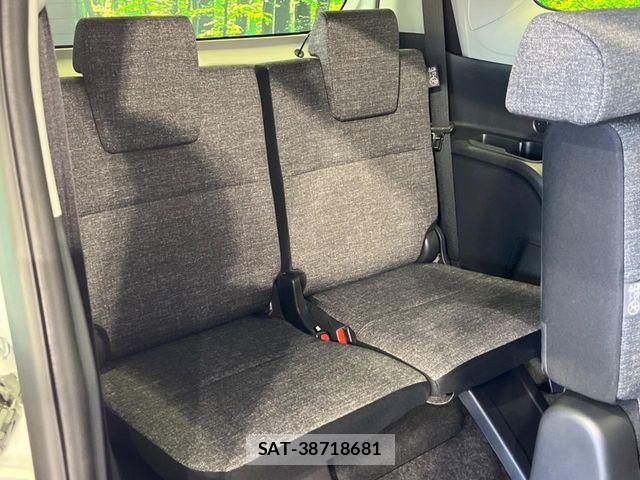 Toyota SIENTA 2026-02 6678083-9