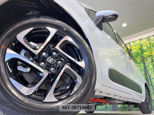Toyota SIENTA 2026-02 6678083-13