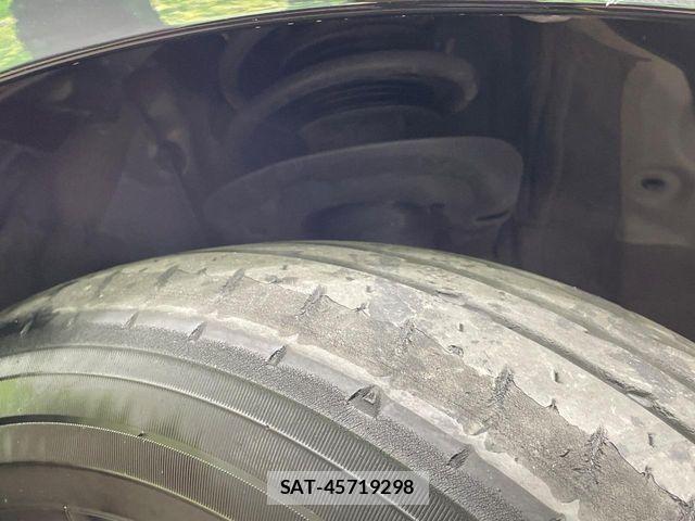 Toyota SIENTA 2023-06 6678095-19