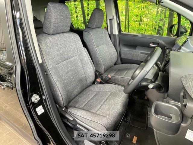 Toyota SIENTA 2023-06 6678095-7