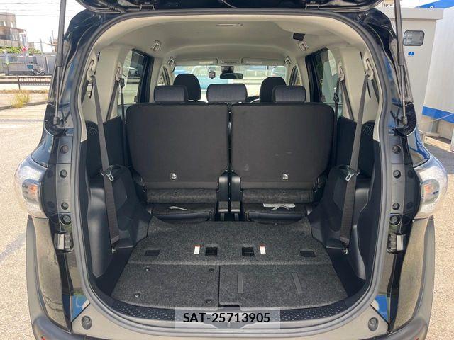 Toyota SIENTA 2017-06 6678105-11