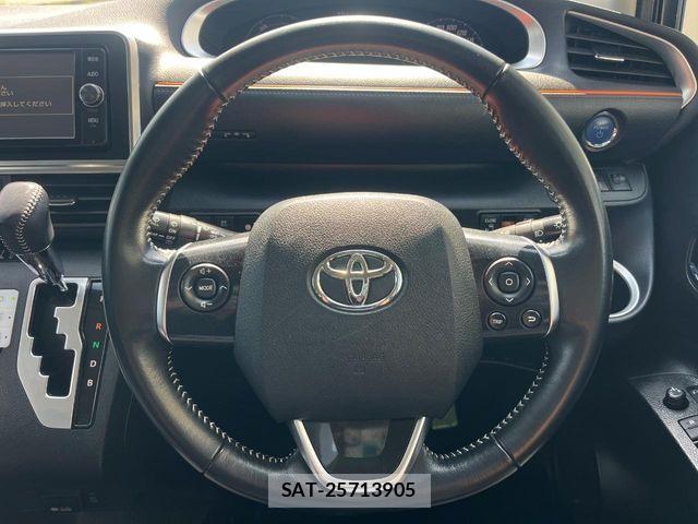 Toyota SIENTA 2017-06 6678105-12