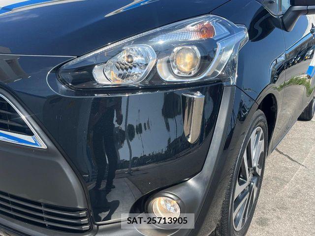 Toyota SIENTA 2017-06 6678105-14