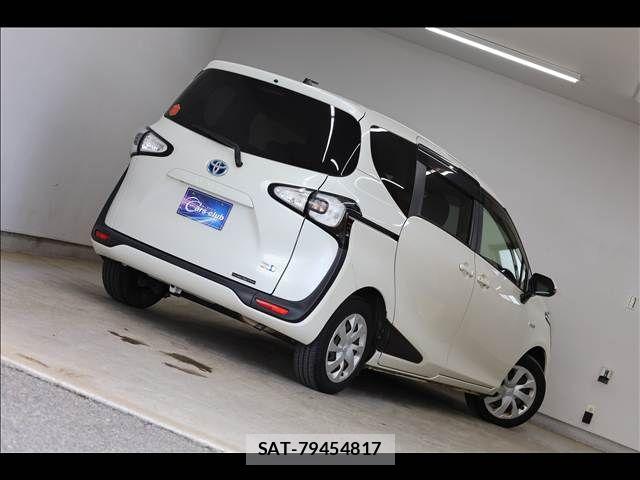 Toyota SIENTA 2016-01 6678111-11