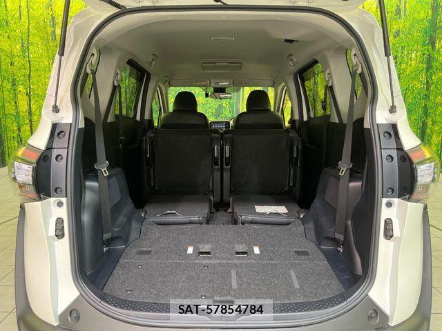 Toyota SIENTA 2017-09 6678103-10