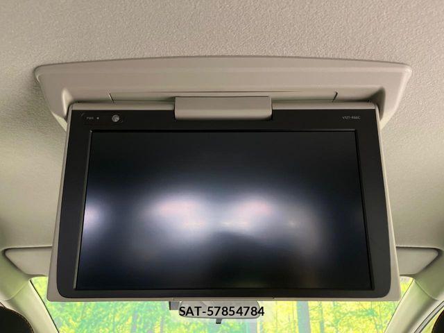 Toyota SIENTA 2017-09 6678103-3