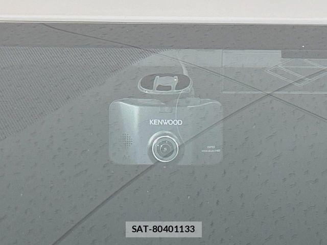 Toyota SIENTA 2018-11 6682871-6