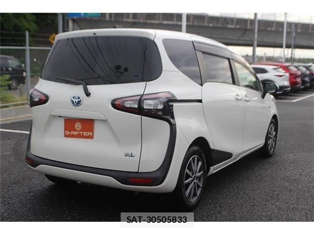 Toyota SIENTA 2015-07 6717287-9