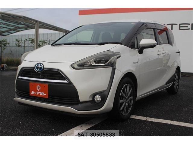 Toyota SIENTA 2015-07 6717287-13