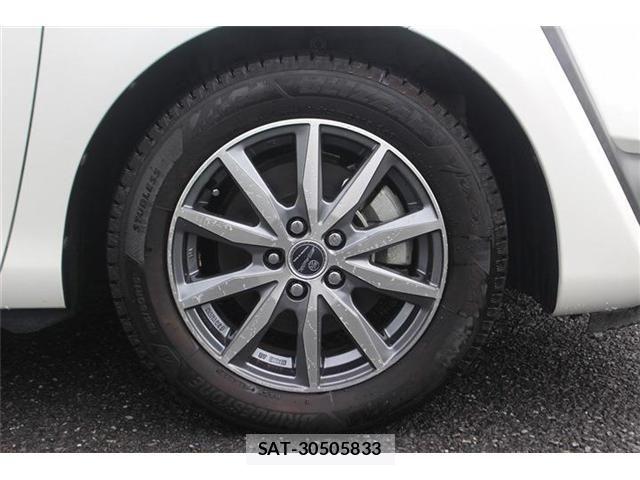 Toyota SIENTA 2015-07 6717287-24