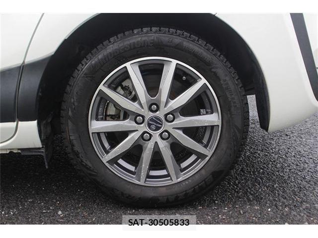 Toyota SIENTA 2015-07 6717287-26