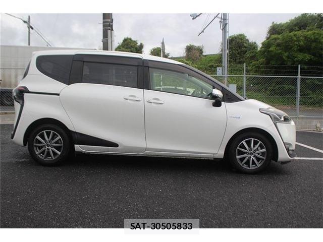 Toyota SIENTA 2015-07 6717287-8