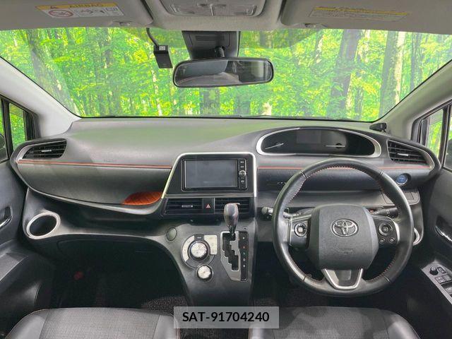 Toyota SIENTA 2017-09 6717289-1