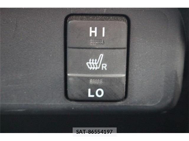 Toyota SIENTA 2015-10 6717291-3