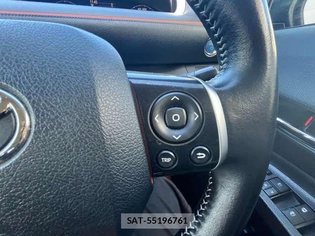 Toyota SIENTA 2016-08 6717297-10