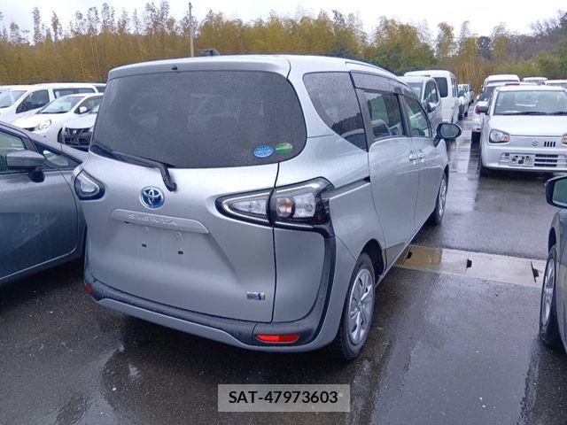 Toyota SIENTA 2021-03 6753323-2