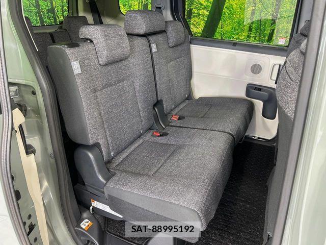 Toyota SIENTA 2023-08 6753305-8