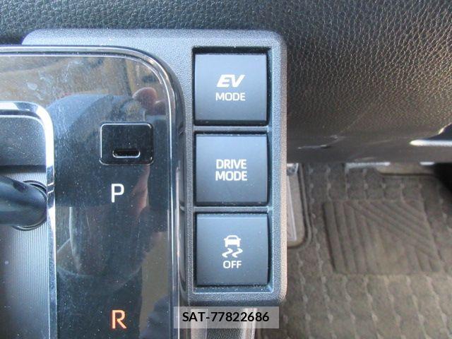 Toyota SIENTA 2024-02 6753318-17