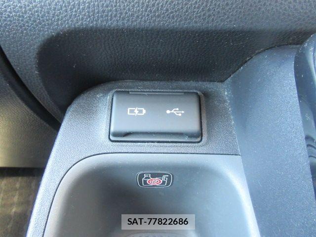 Toyota SIENTA 2024-02 6753318-21