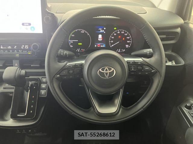 Toyota SIENTA 2023-08 6753317-13