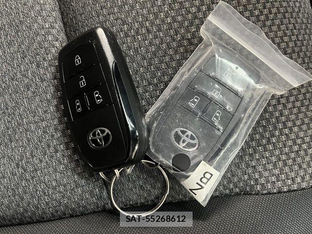Toyota SIENTA 2023-08 6753317-25